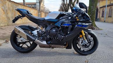 Yamaha R-1 M 2024 full a 0km