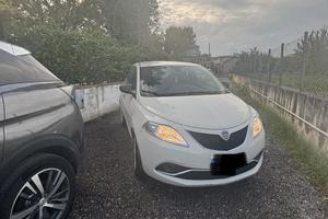 Lancia ypsilon 1.3 Multijet 95CV 2016