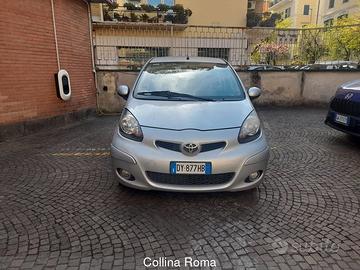 Toyota Aygo 1.0 12V VVT-i 3 porte M-MT CON SP...
