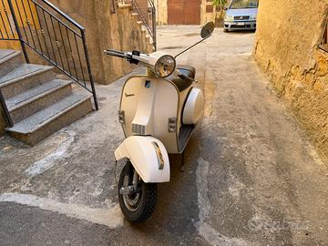 Vespa PX125