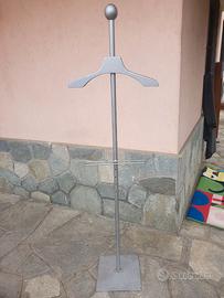 Appendiabiti di metallo