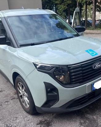 Auto per disabili con pedana