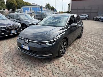 VOLKSWAGEN Golf 1.4 TSI eHYBRID 204 CV DSG Style