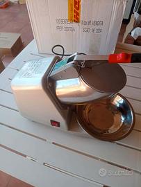Tritaghiaccio elettrico professionale Bentelan