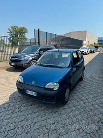 FIAT 600