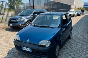 FIAT 600