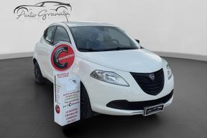 Lancia Ypsilon 1.2 69cv Elefantino Bianco