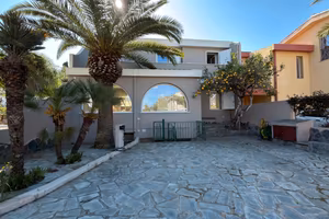 Rifinita villa a schiera vicino al mare