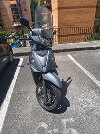 Kymco People gt 300