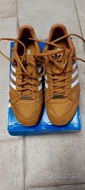 scarpe Adidas modello ZX 750