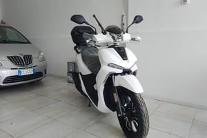 VOGE SR16 125