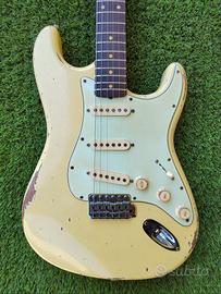 STRATOCASTER BUTTARINI 60 VINTAGE WHITE (MOGANO) 