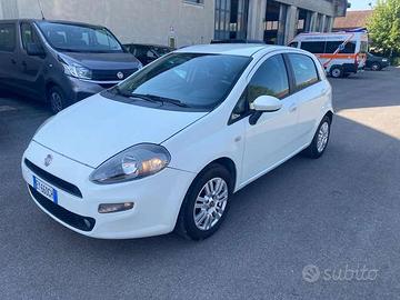 Fiat Punto Punto III 2012 5p 1.2 Lounge E6