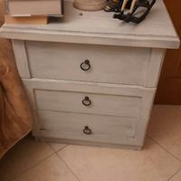 Coppia comodini shabby