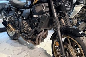 Yamaha XSR 700 2023 Akrapovic