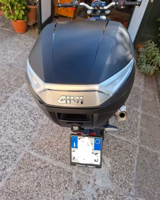 Bauletto GIVI per Triumph Speed/Scrambler 400