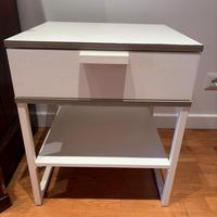 Comodino Ikea