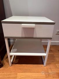 Comodino Ikea