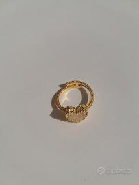 Anello a forma di cuore in argento