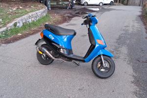 zip 50(70) con molti pezzi di ricambio 