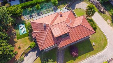 VILLA SINGOLA A CARATE BRIANZA