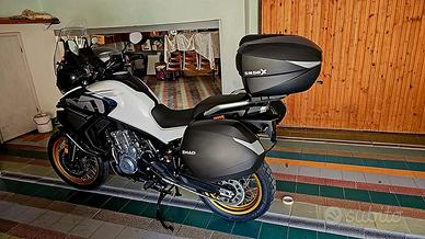 Tris SHAD completo di staffe 4P per CFMOTO