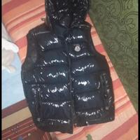Smanicato moncler