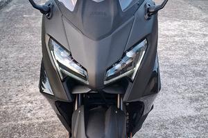 Yamaha T Max