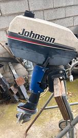 Motore fuoribordo Johnson 4 CV 2 tempi funzionante