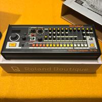 ROLAND TR-08