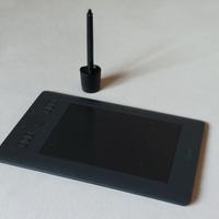 Tavoletta Intuous Pro Small Wacom PTH-451