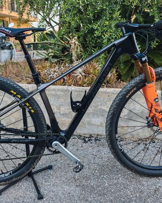 Mtb Lee Cougan team official