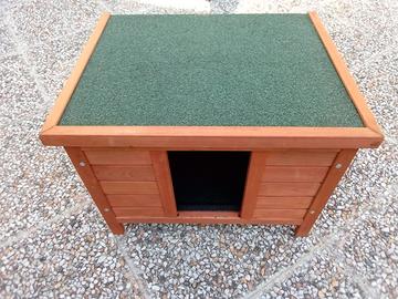 Cuccia in legno cane gatto