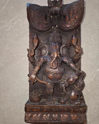 Ganesha, pannello in legno intagliato 