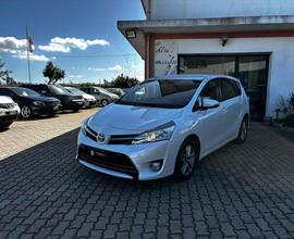 TOYOTA Verso 1.6 D-4D Style