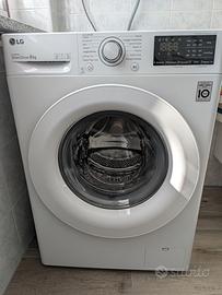 Lavatrice LG 8 kg 1400 giri Vapore Inverter