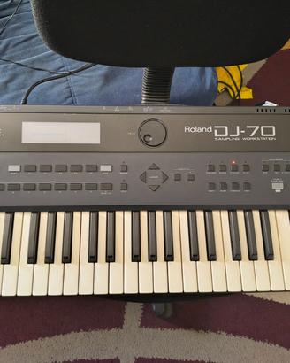Roland DJ-70 - 1992 Digital Sampling workstation