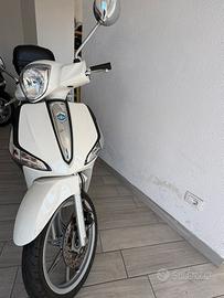 Liberty 125 ABS 2024