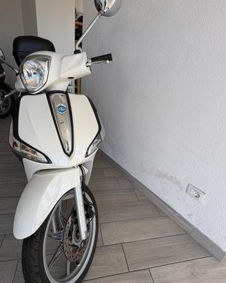Liberty 125 ABS 2024