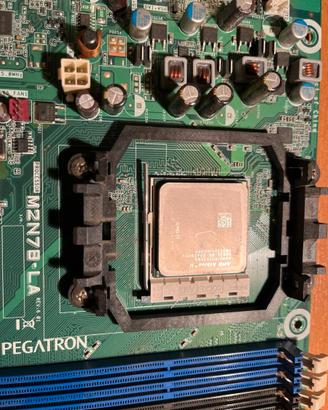 scheda madre Pegatron  M2N7B (+ CPU ATHLON2)
