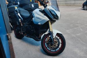 Triumph Tiger 1050 
