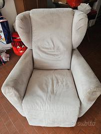 Poltrona reclinabile