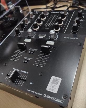 DJM 250 MK2 - AUDIO TECHNICA  AT LP120XUSB