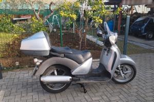 scarabeo 125 perfetto 