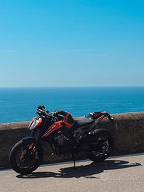 Ktm duke 790