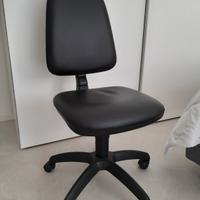 Sedia da ufficio con rotelle