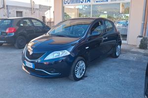 Lancia Ypsilon 1.2 69 CV 5 porte Gold