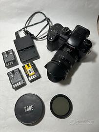 Kit Panasonic GH5 + 12-35mm f2.8 + batterie