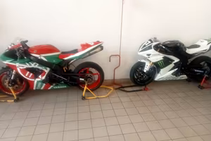 Yamaha R1 07 e 04 pronto pista