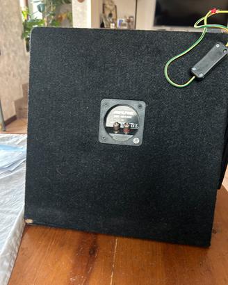 subwoofer alpine +ampli alpine entrambi da 600w